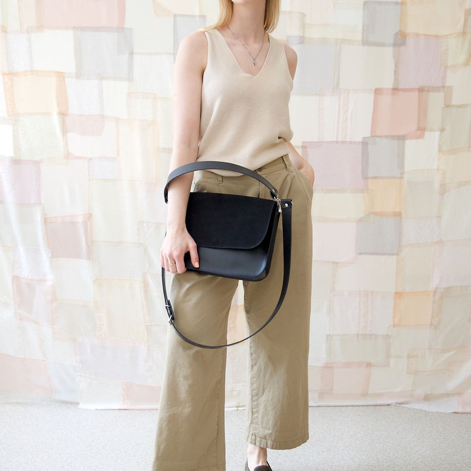 ASTORIA handbag - Black Suede