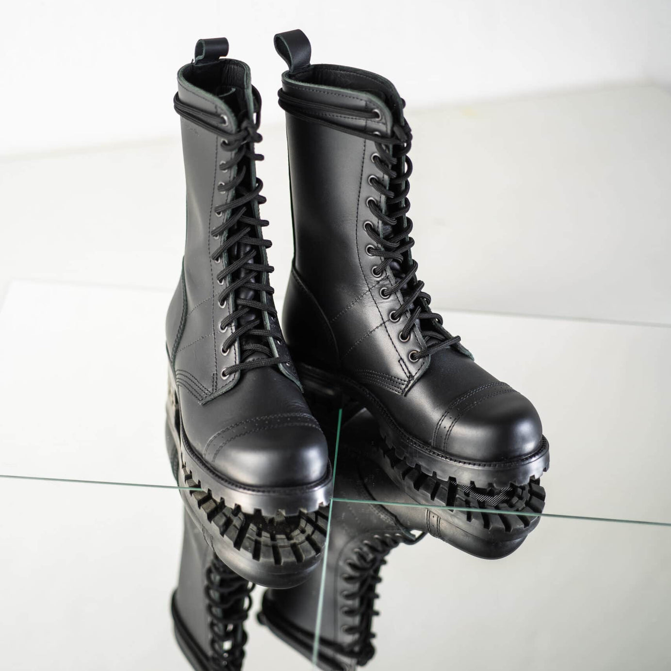 516 aka High Aviator Boots - Black